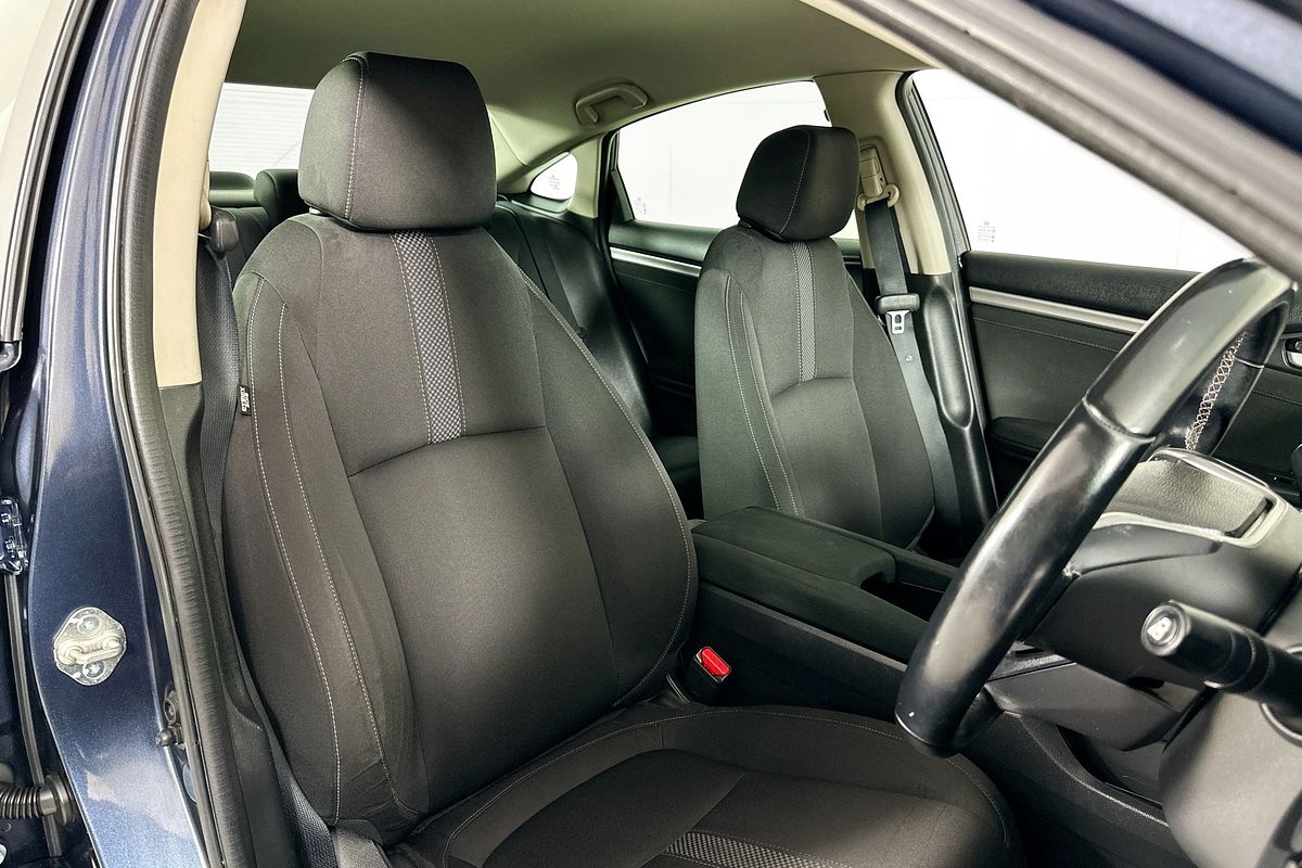 2019 Honda CIVIC VTi-L MY19