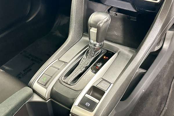 2019 Honda CIVIC VTi-L MY19