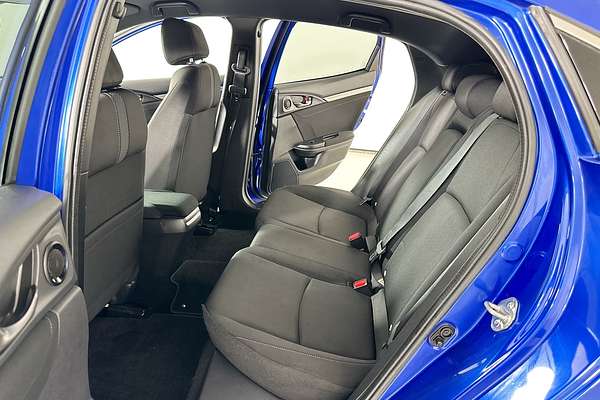 2019 Honda CIVIC VTi-L MY19