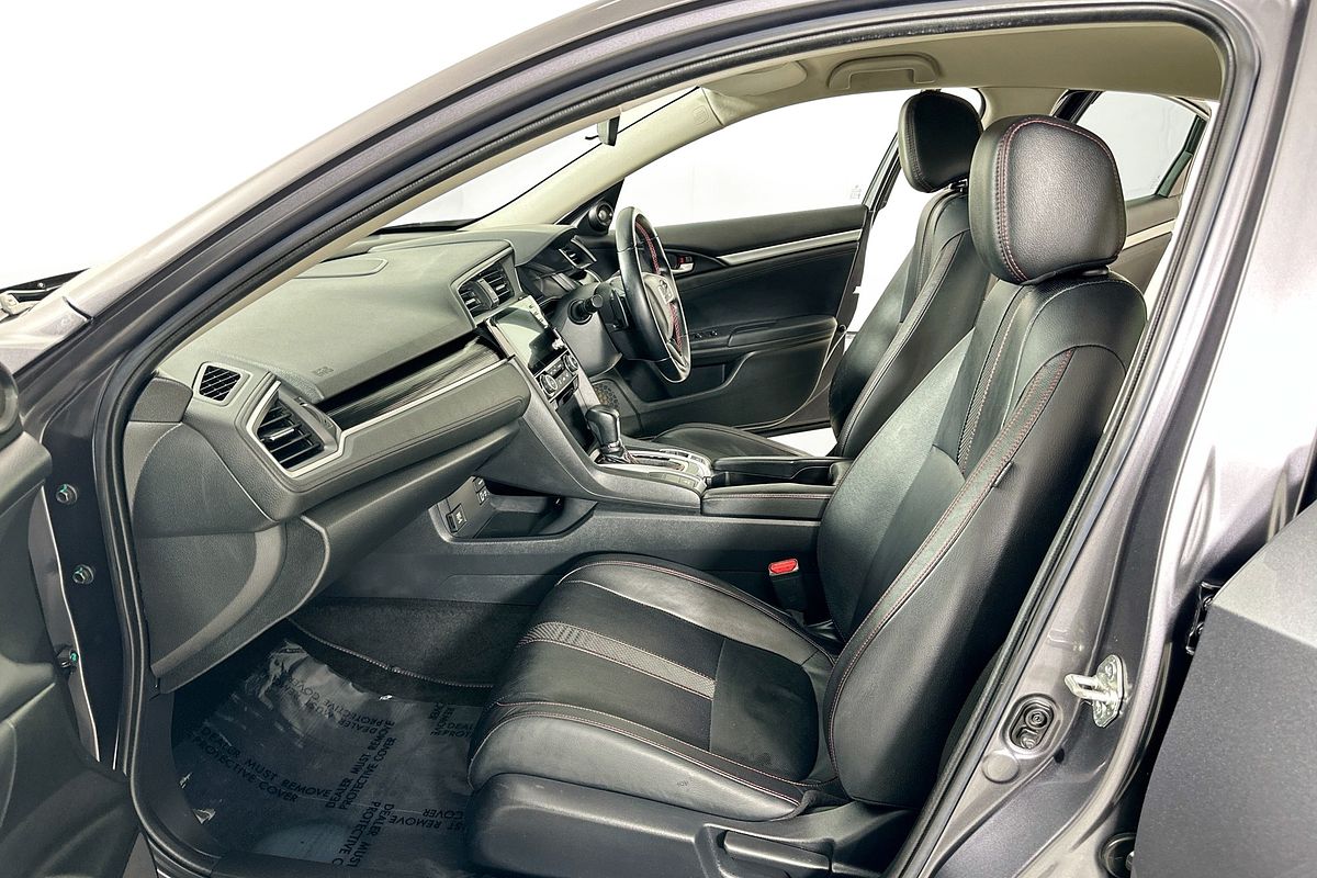 2019 Honda CIVIC RS MY19