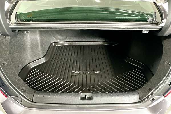 2019 Honda CIVIC RS MY19