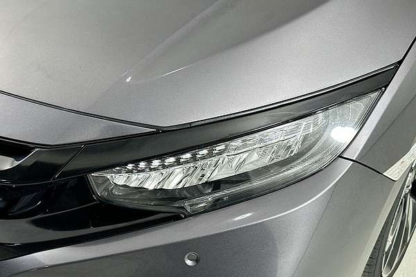 2019 Honda CIVIC RS MY19