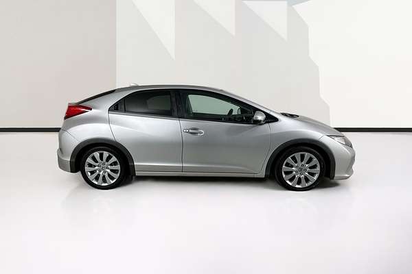 2013 Honda CIVIC VTi-L FK