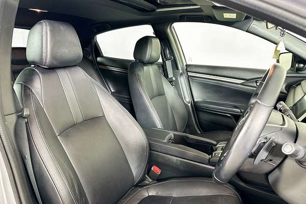 2019 Honda CIVIC RS MY19