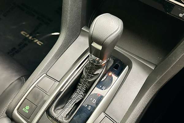 2019 Honda CIVIC RS MY19