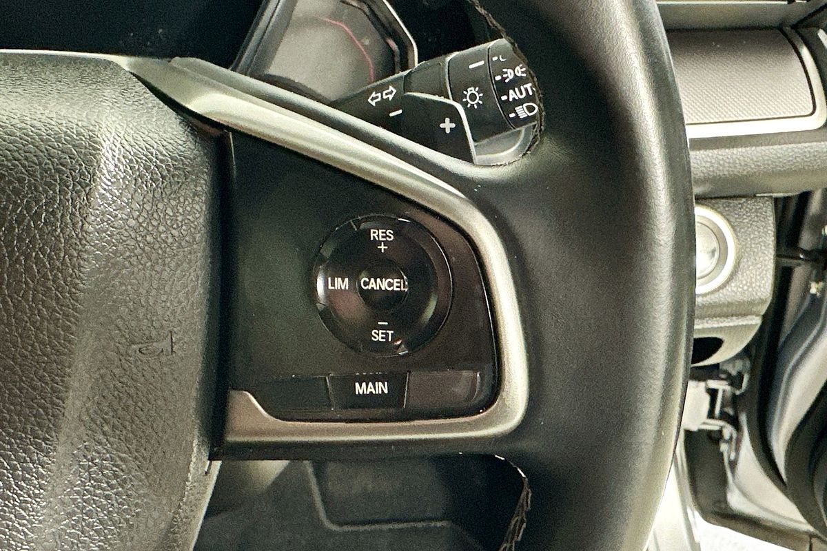 2019 Honda CIVIC RS MY19