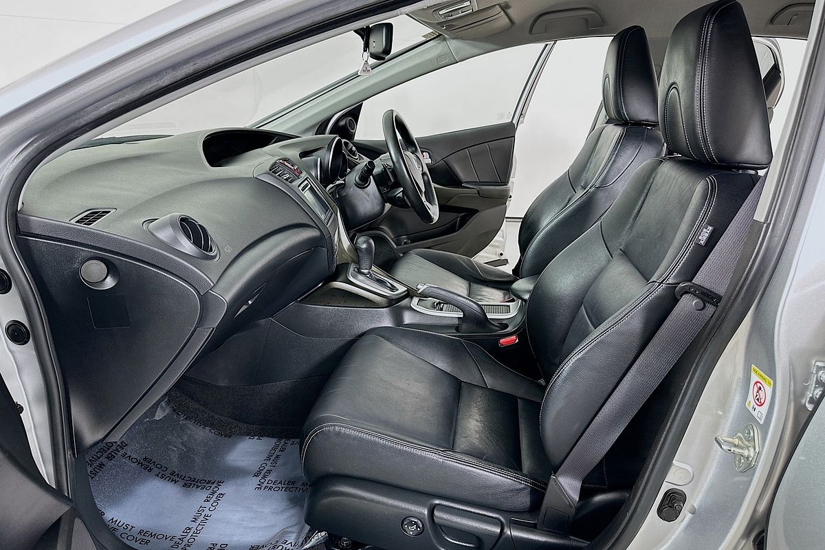 2013 Honda CIVIC VTi-L FK