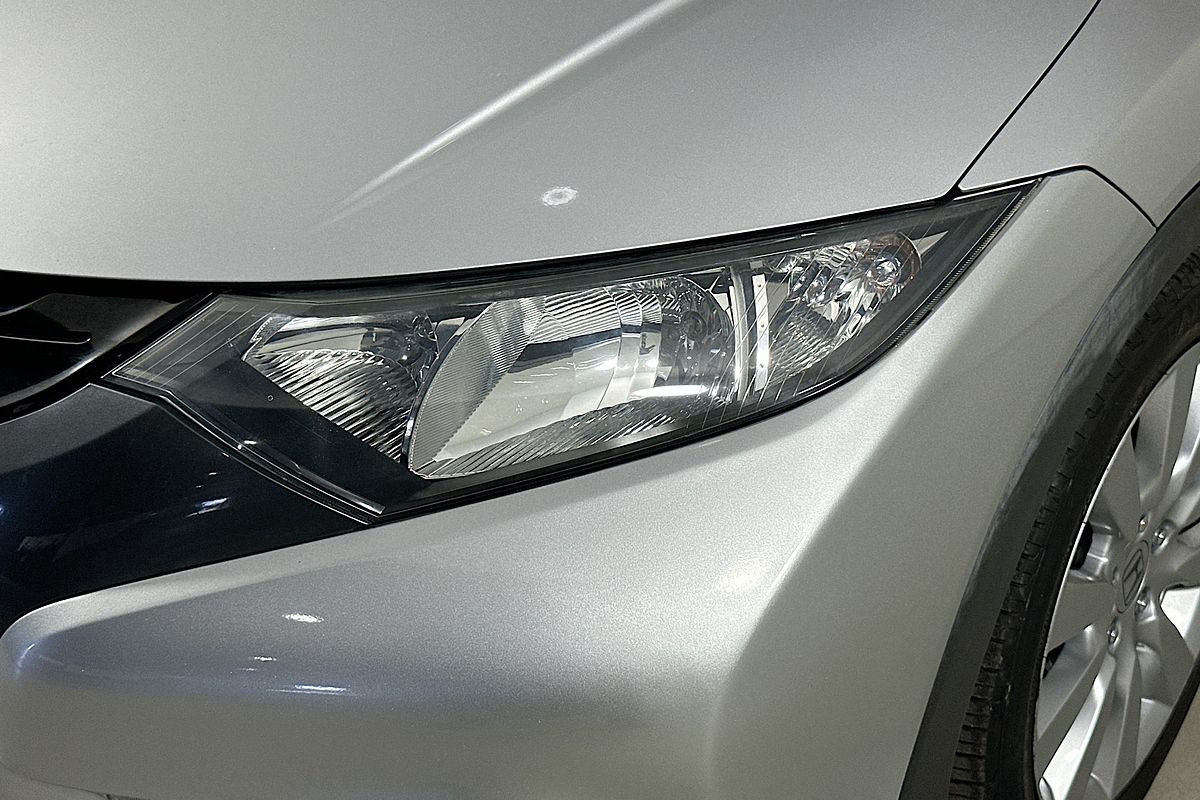 2013 Honda CIVIC VTi-L FK