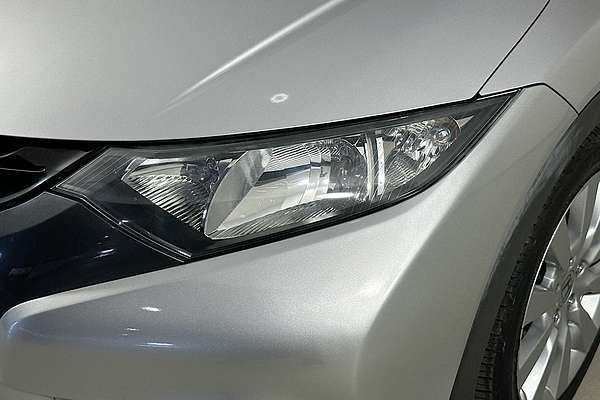 2013 Honda CIVIC VTi-L FK