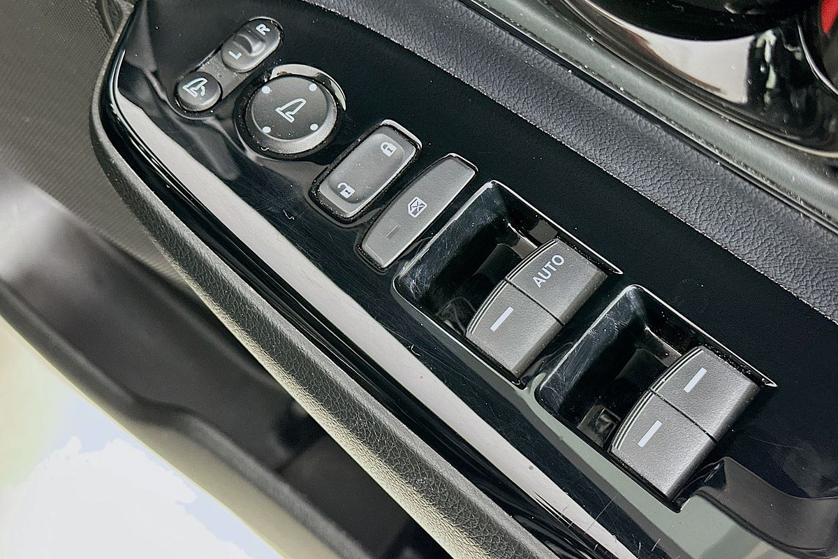 2023 Honda CR-V BLACK EDITION (2WD) 5 SEATS MY23