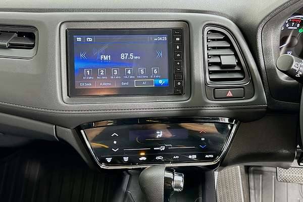2021 Honda HR-V VTi MY21