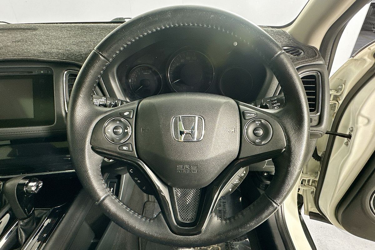 2015 Honda HR-V VTi-L
