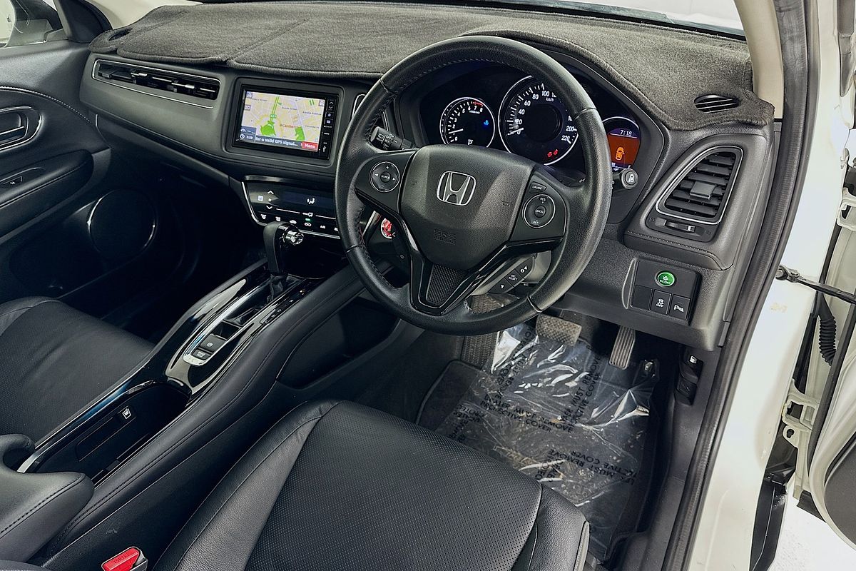 2019 Honda HR-V +LUXE MY19
