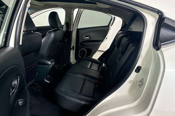 2015 Honda HR-V VTi-L