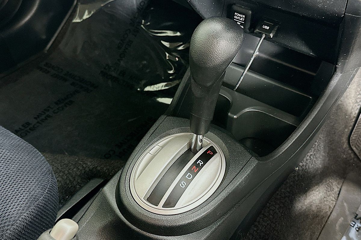 2011 Honda JAZZ VTi-S GE