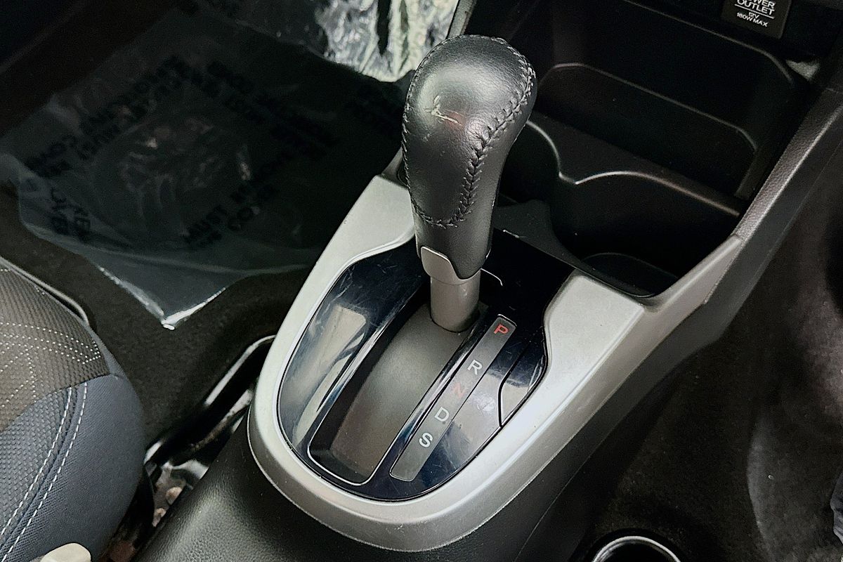 2015 Honda JAZZ VTi-S GK MY15
