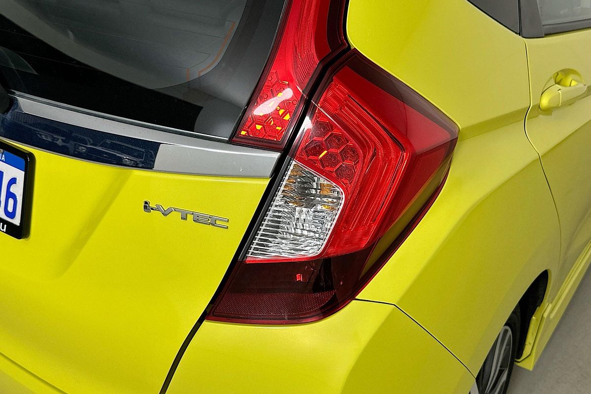2015 Honda JAZZ VTi-S GK MY15