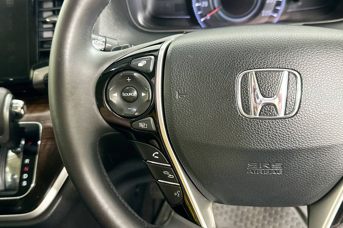 2015 Honda ODYSSEY VTi RC MY15