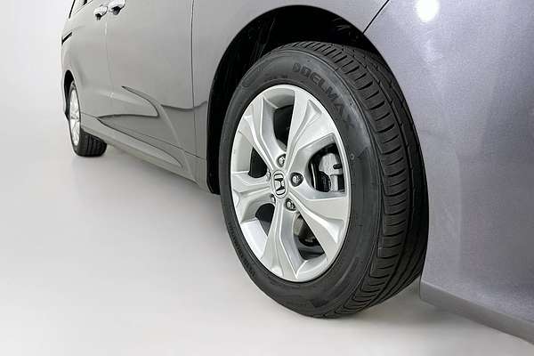 2015 Honda ODYSSEY VTi RC MY15