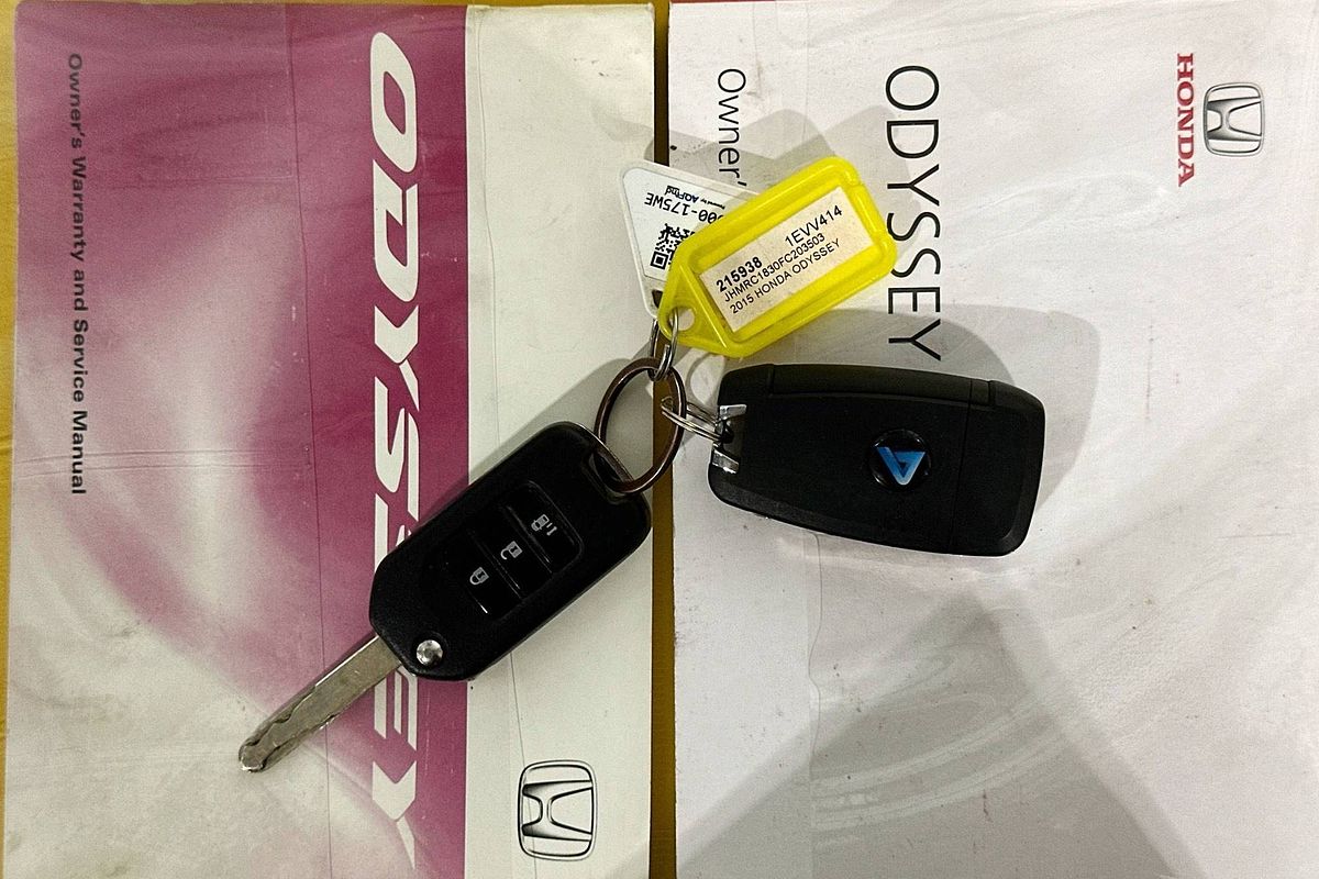 2015 Honda ODYSSEY VTi RC MY15