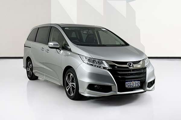 2017 Honda ODYSSEY VTi-L RC MY17