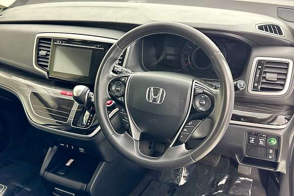 2017 Honda ODYSSEY VTi-L RC MY17