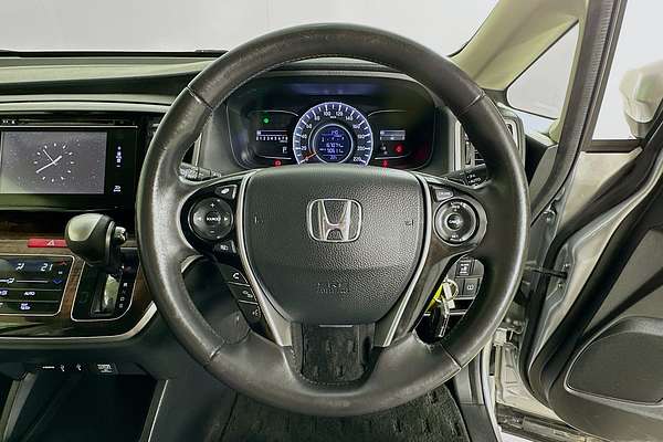 2015 Honda ODYSSEY VTi RC