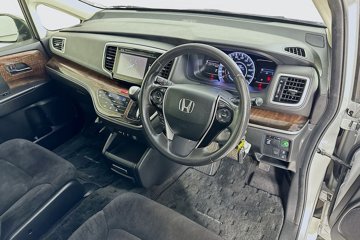2015 Honda ODYSSEY VTi RC