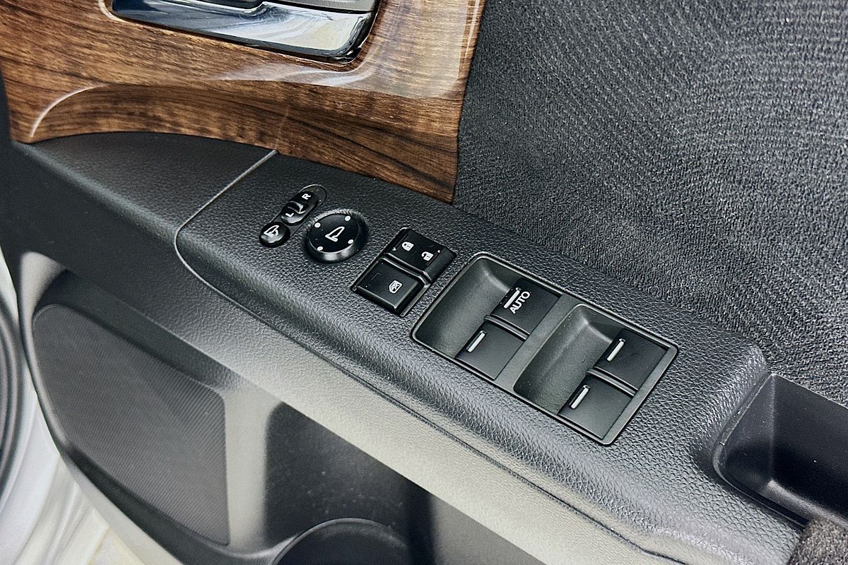 2015 Honda ODYSSEY VTi RC