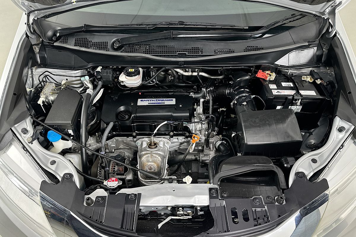 2015 Honda ODYSSEY VTi RC