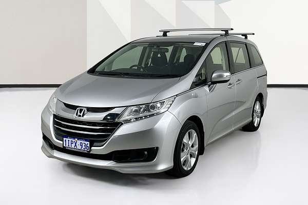 2015 Honda ODYSSEY VTi RC