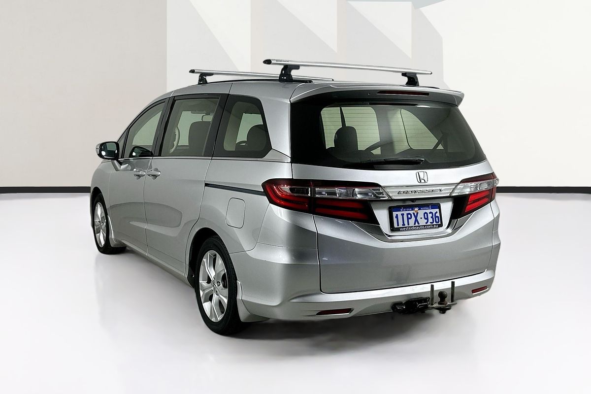 2015 Honda ODYSSEY VTi RC