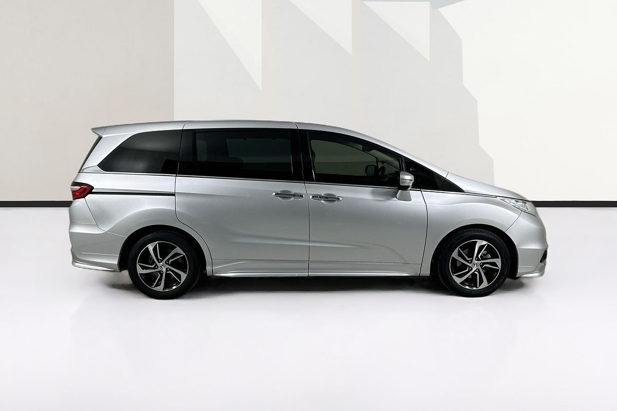 2017 Honda ODYSSEY VTi-L RC MY17