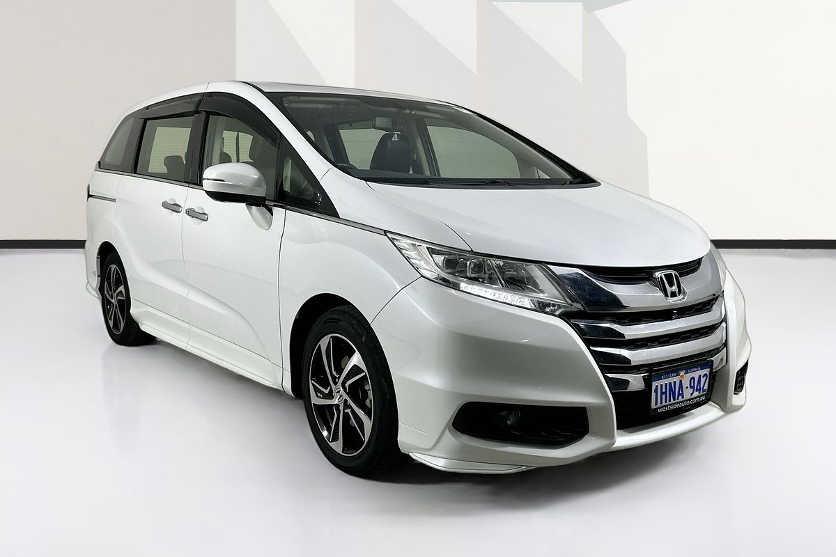 2015 Honda ODYSSEY VTi-L RC