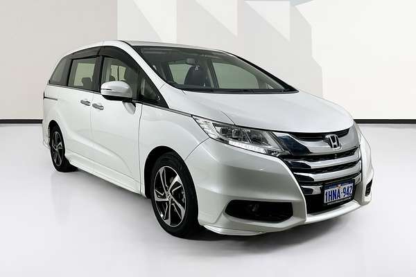 2015 Honda ODYSSEY VTi-L RC