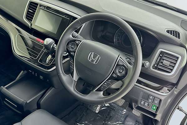 2018 Honda ODYSSEY VTi-L RC MY18