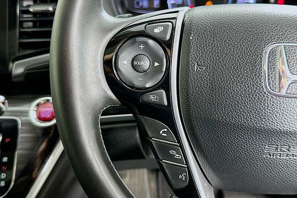 2015 Honda ODYSSEY VTi-L RC
