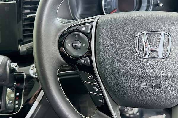 2018 Honda ODYSSEY VTi-L RC MY18
