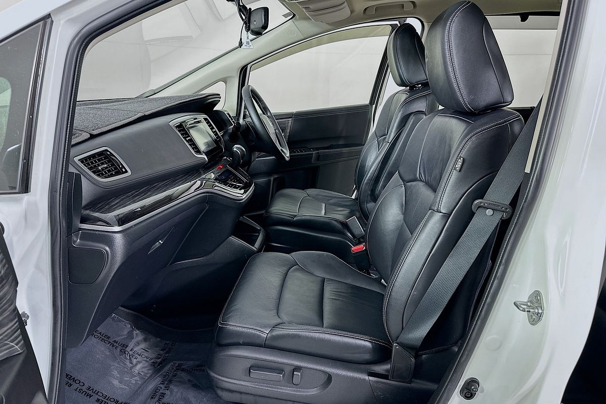 2015 Honda ODYSSEY VTi-L RC