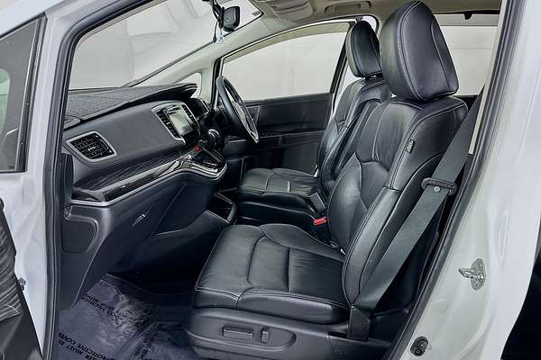 2015 Honda ODYSSEY VTi-L RC
