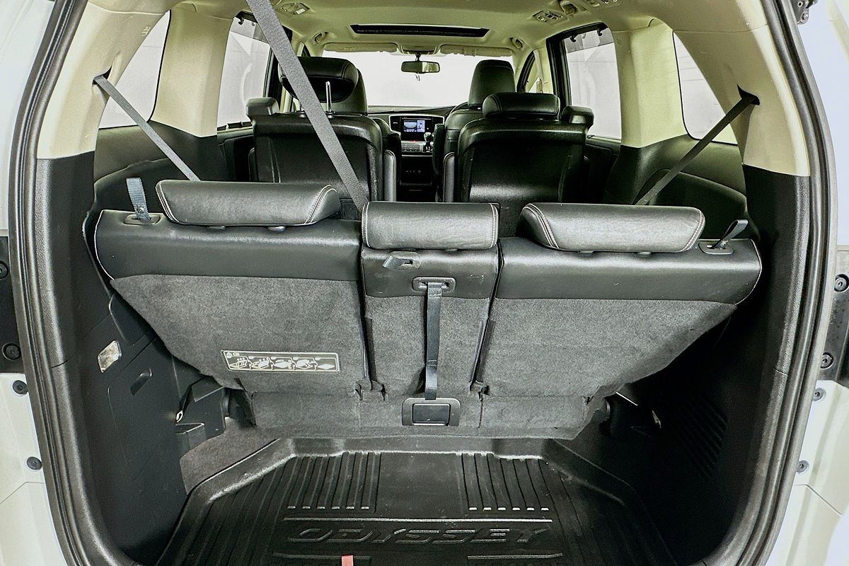 2015 Honda ODYSSEY VTi-L RC
