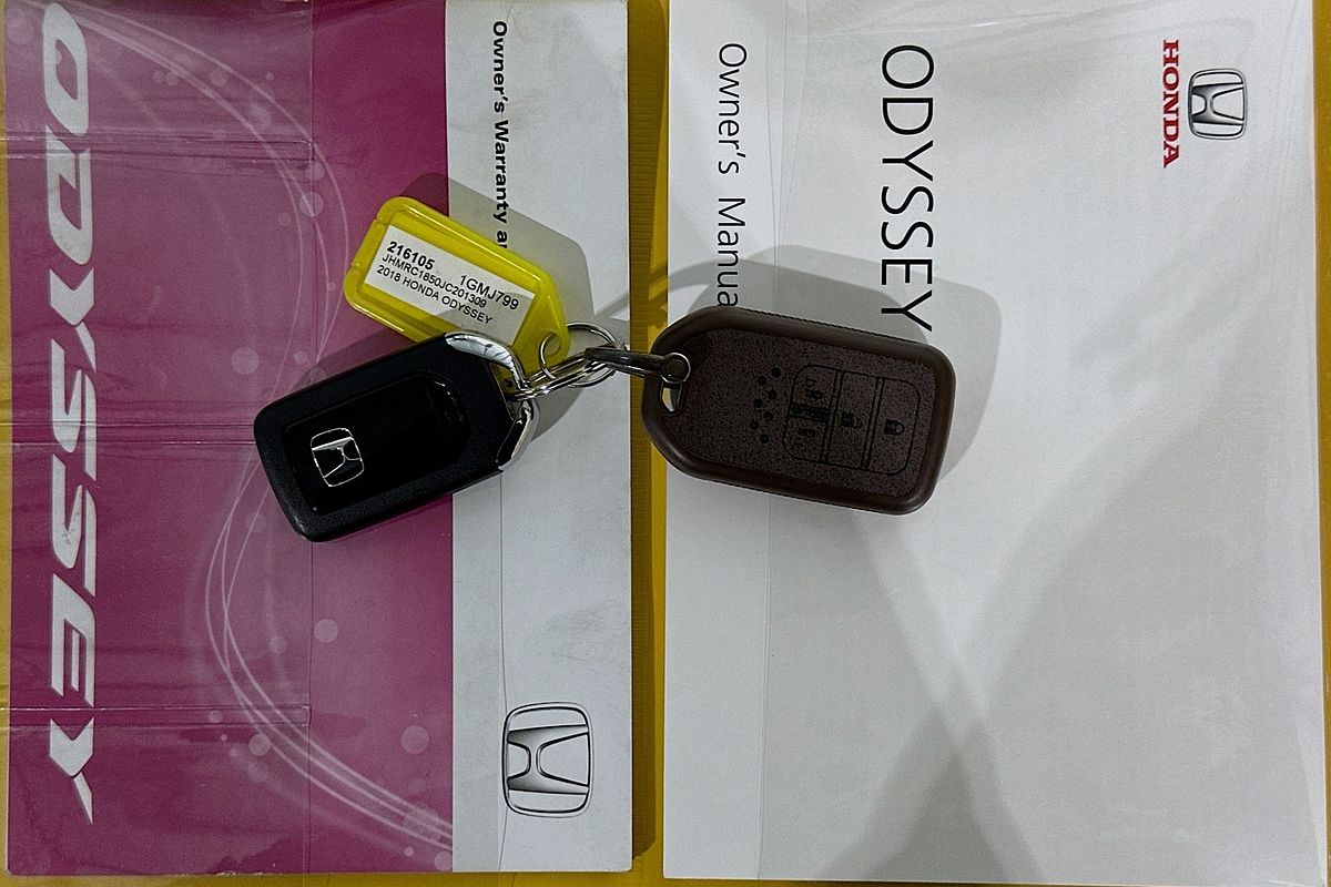 2018 Honda ODYSSEY VTi-L RC MY18