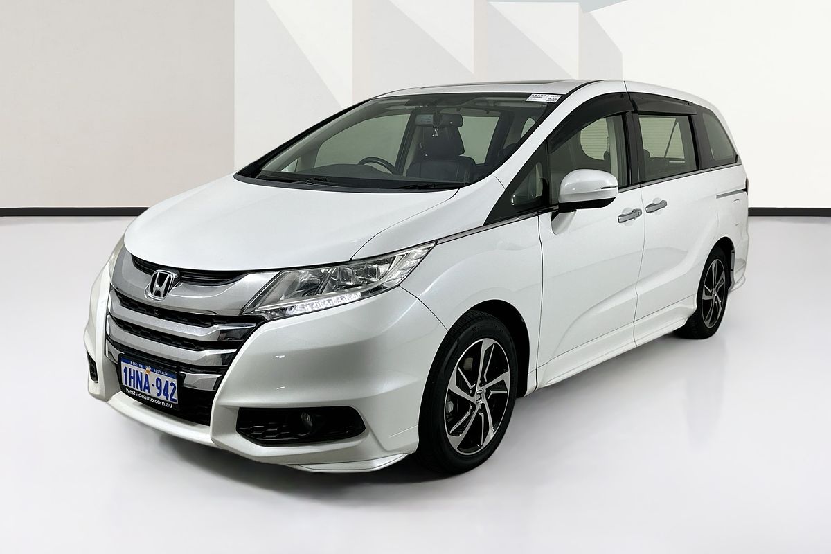 2015 Honda ODYSSEY VTi-L RC