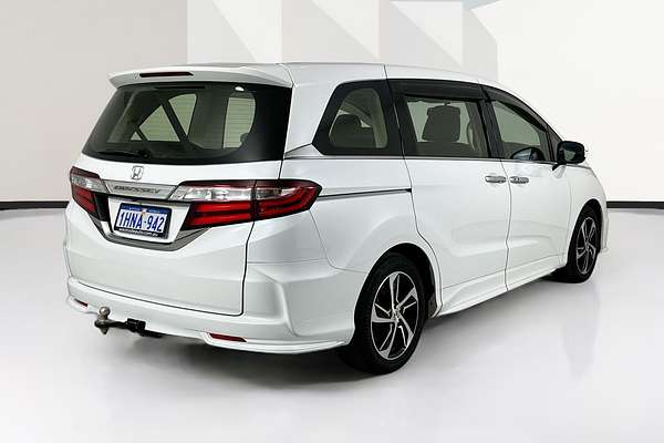 2015 Honda ODYSSEY VTi-L RC