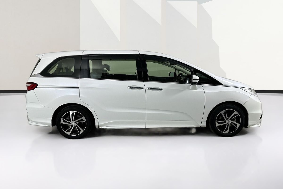 2015 Honda ODYSSEY VTi-L RC