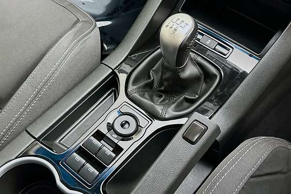 2012 HSV CLUBSPORT R8 TOURER E3 MY12