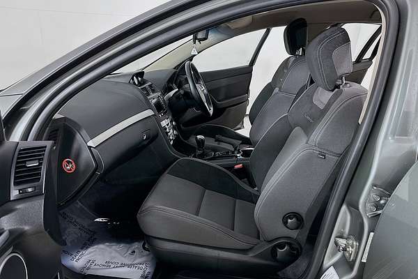 2012 HSV CLUBSPORT R8 TOURER E3 MY12
