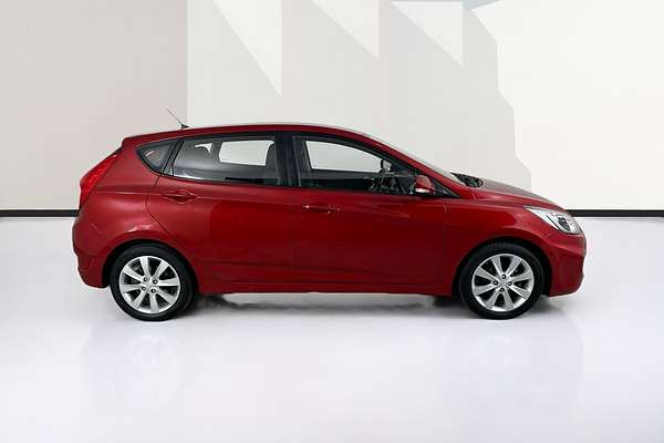 2019 Hyundai ACCENT SPORT RB6 MY19