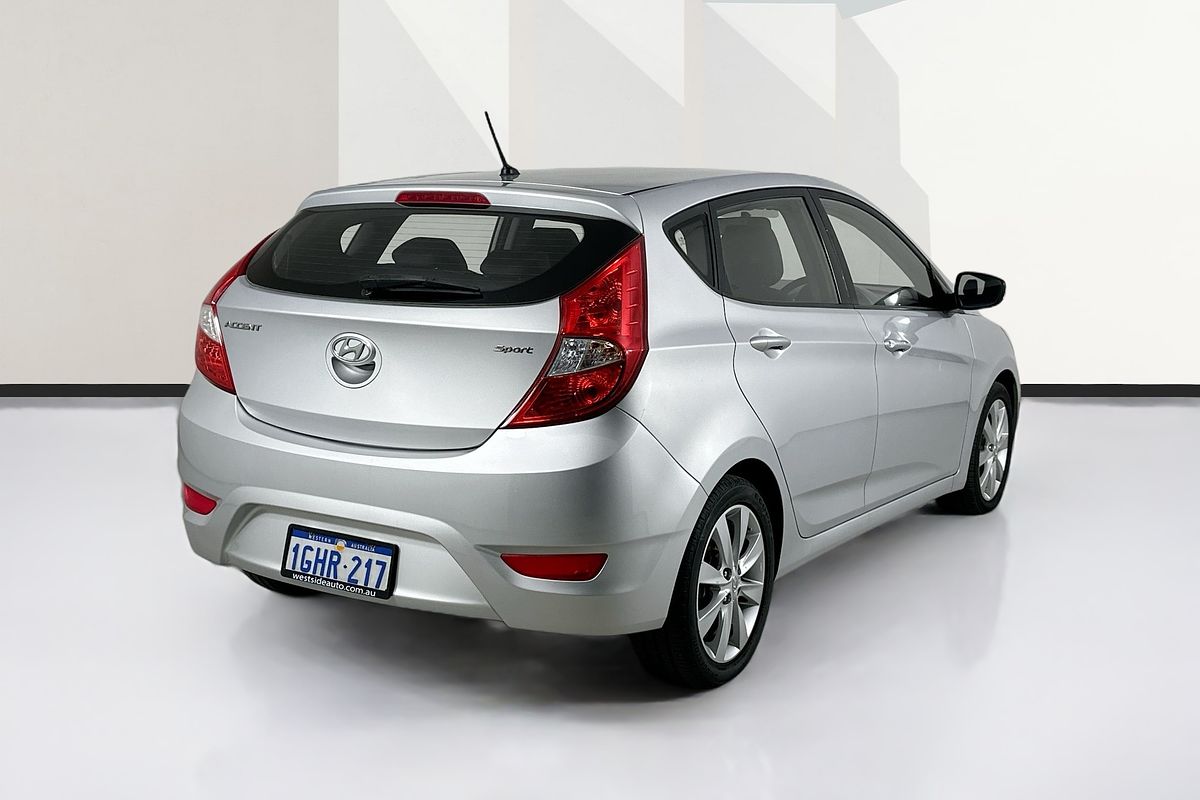2017 Hyundai ACCENT SPORT RB5