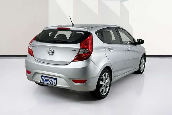 2017 Hyundai ACCENT SPORT RB5